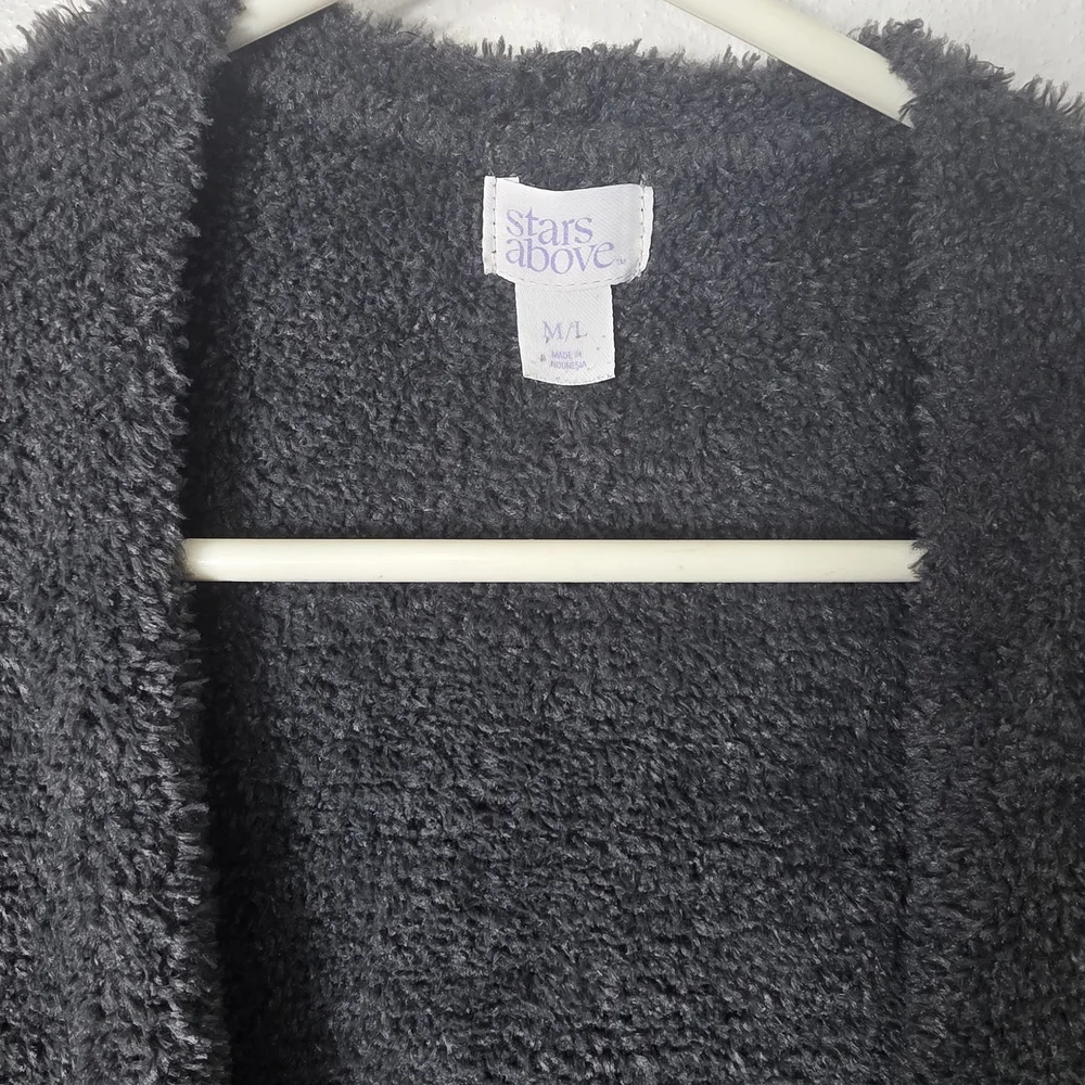 Stars Above Dark Gray Open Cardigan - Picture 5 of 5